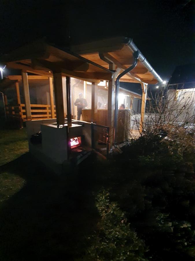 Borkuti Panzio Es Apartman Balatonszárszó Εξωτερικό φωτογραφία